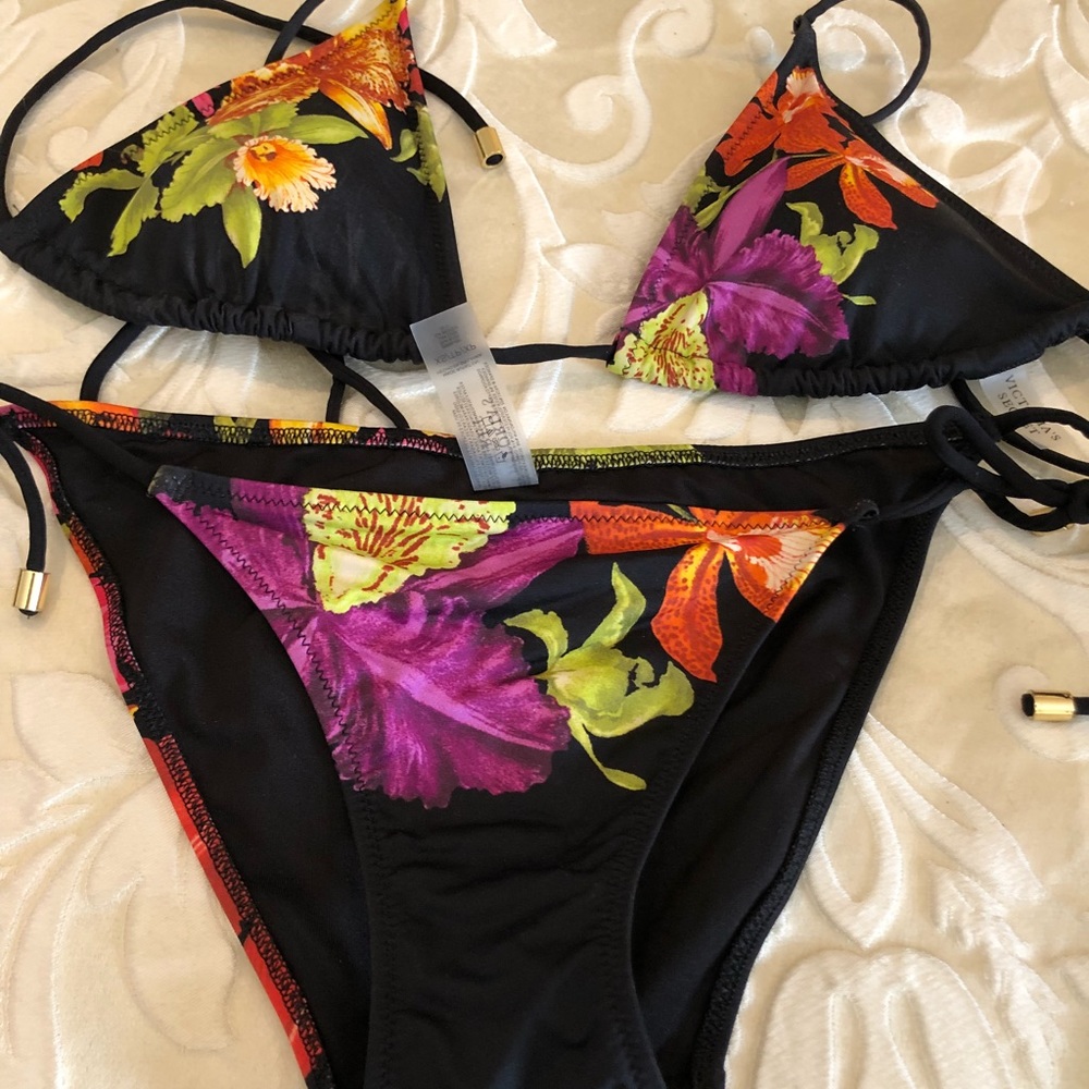 Victoria’s Secret bundle bathing suits XS-S